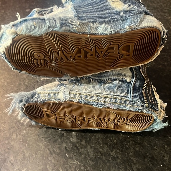 NWOT Kids BearPaw Denim Boots - Picture 6 of 7